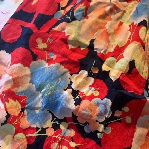 🌟HP NWT Loft Women’s Flower Pattern Skirt Size Medium Petite Buttons and Pockets - Picture 2 of 12